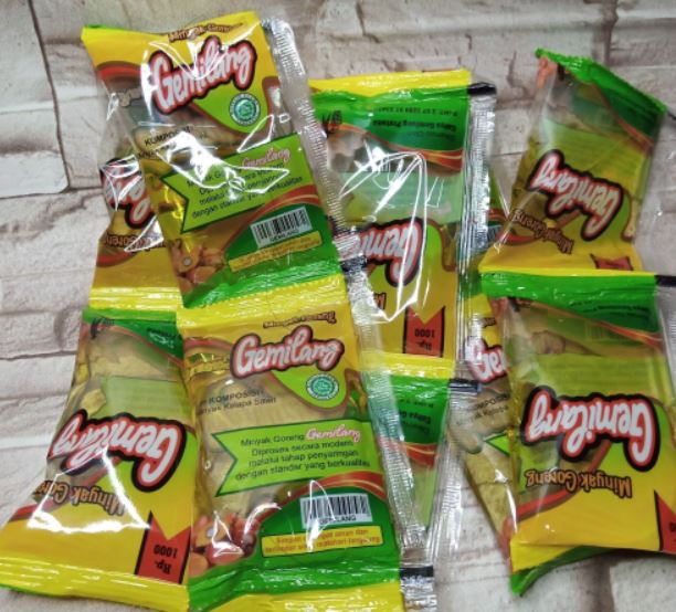 kemasan minyak goreng sachet